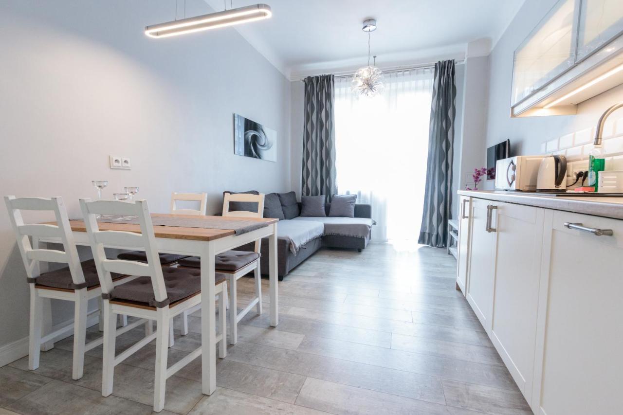 Rental Apartments Krochmalna Warsaw Ngoại thất bức ảnh